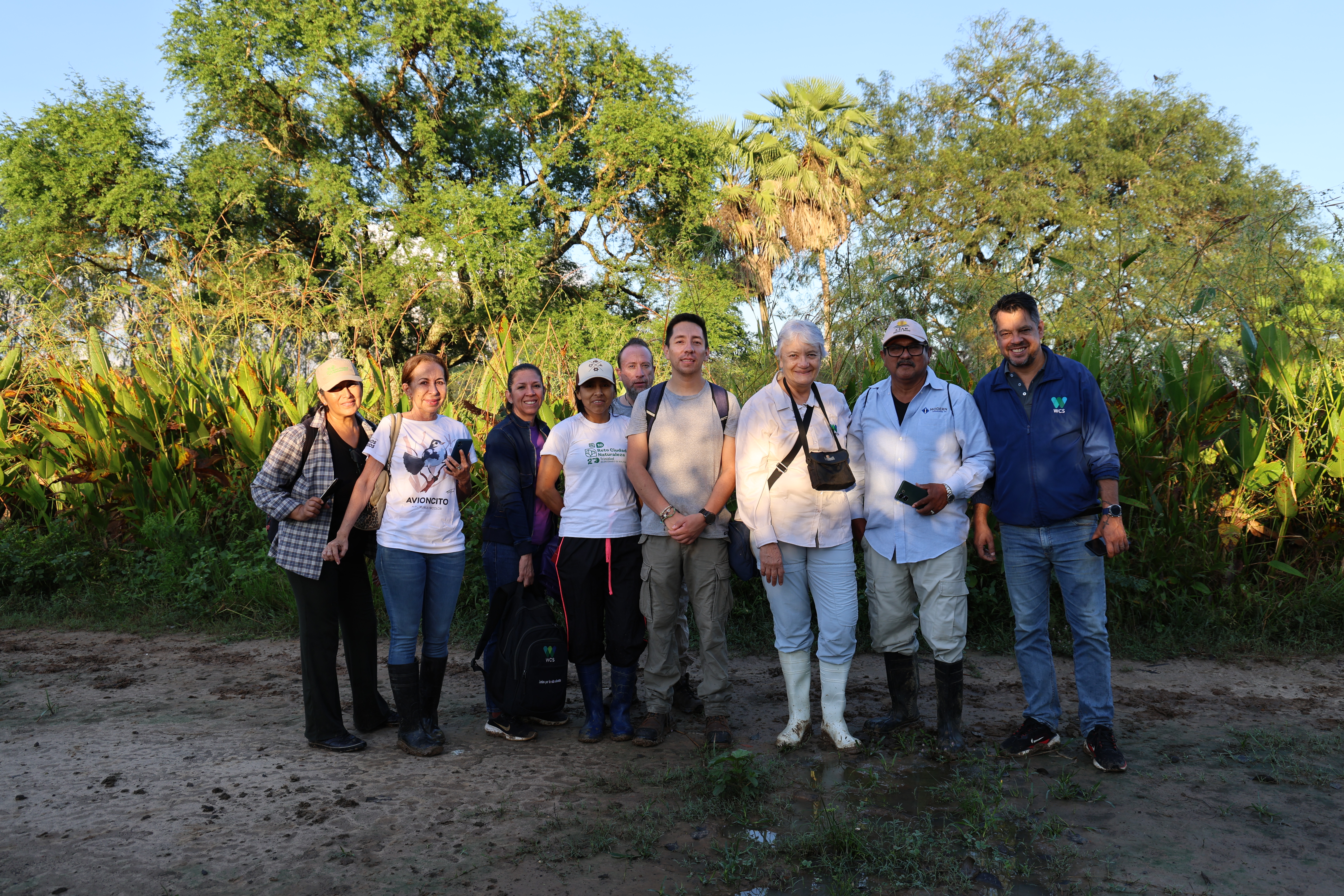 Miembros de las instituciones del Comité Organizador durante la finalización de la actividad. Foto: Daniela Cabrera / WCS. 